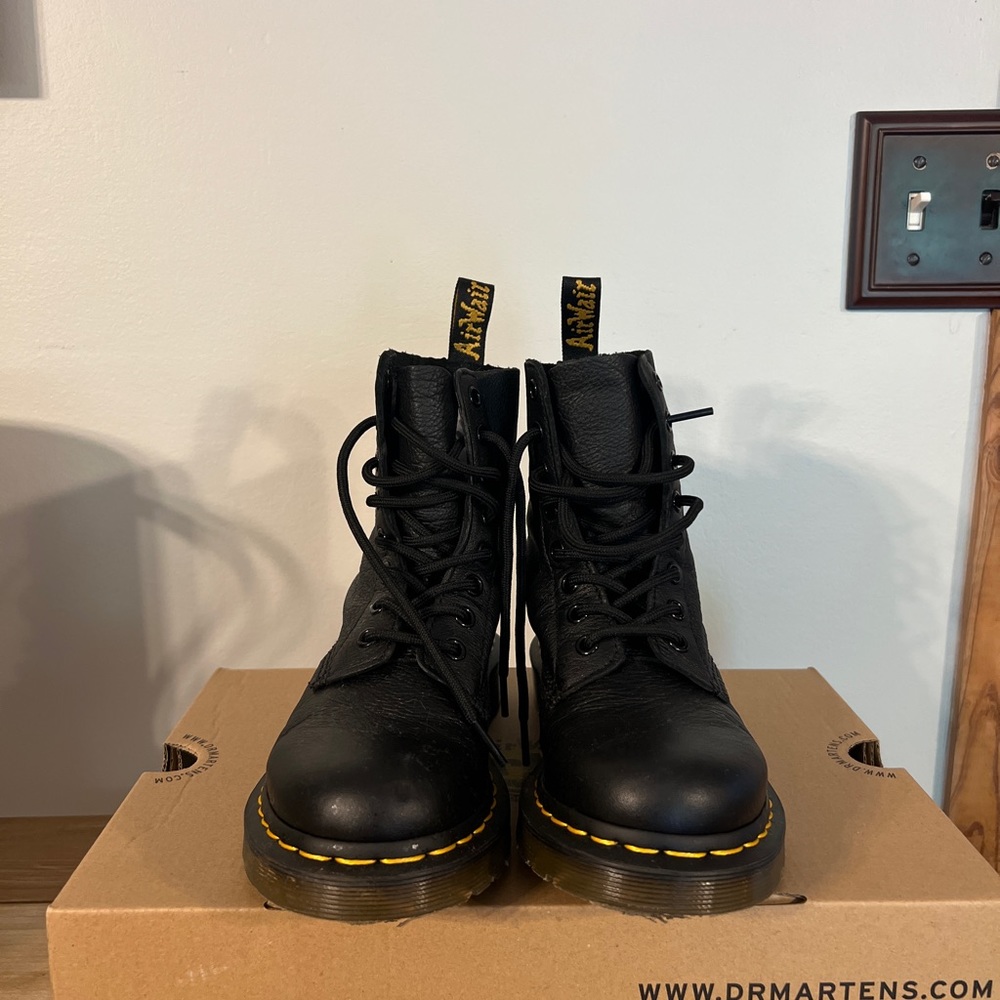 Doc Martens Pascal Virginia Boot - Black Size 6 - image 3
